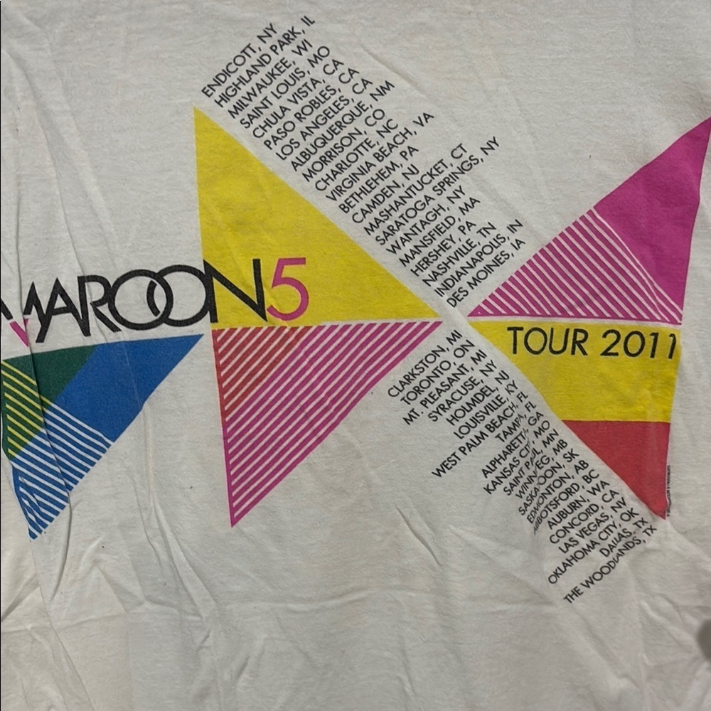 Vintage 2011 Maroon 5 Graphic Concert T-Shirt - Picture 3 of 4